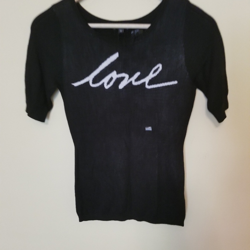 Half sleeve sweater